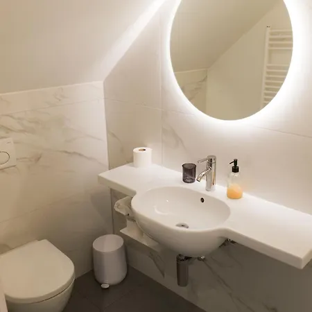 Appartamento Riverside Mescanka