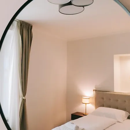 Riverside Mescanka Апартаменты *