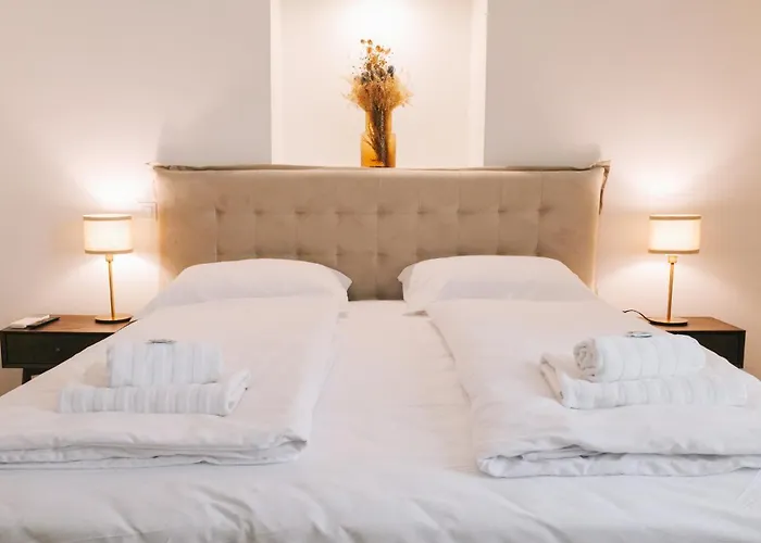 Апартаменты Riverside Mescanka