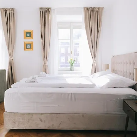 Riverside Mescanka Apartmán