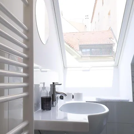 Riverside Mescanka Ljubljana