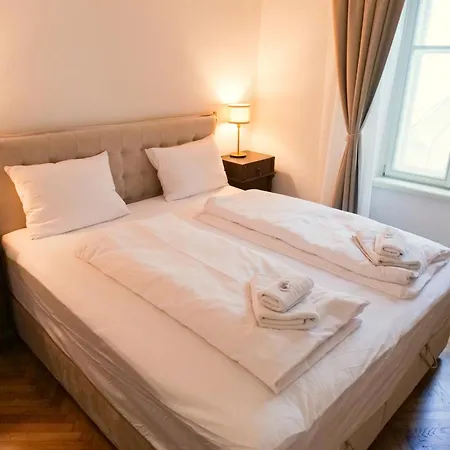 Riverside Meščanka Appartement