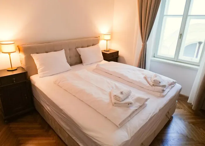 Riverside Mescanka Appartement